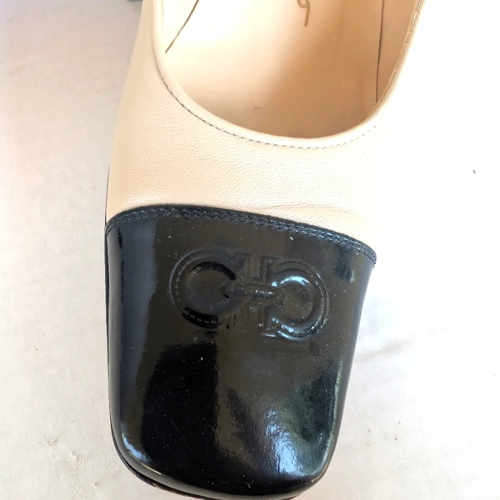 Salvatore Ferragamo SHARI Captoe Gazelle Nappa Leather Pumps 7AA - Picture 7 of 12